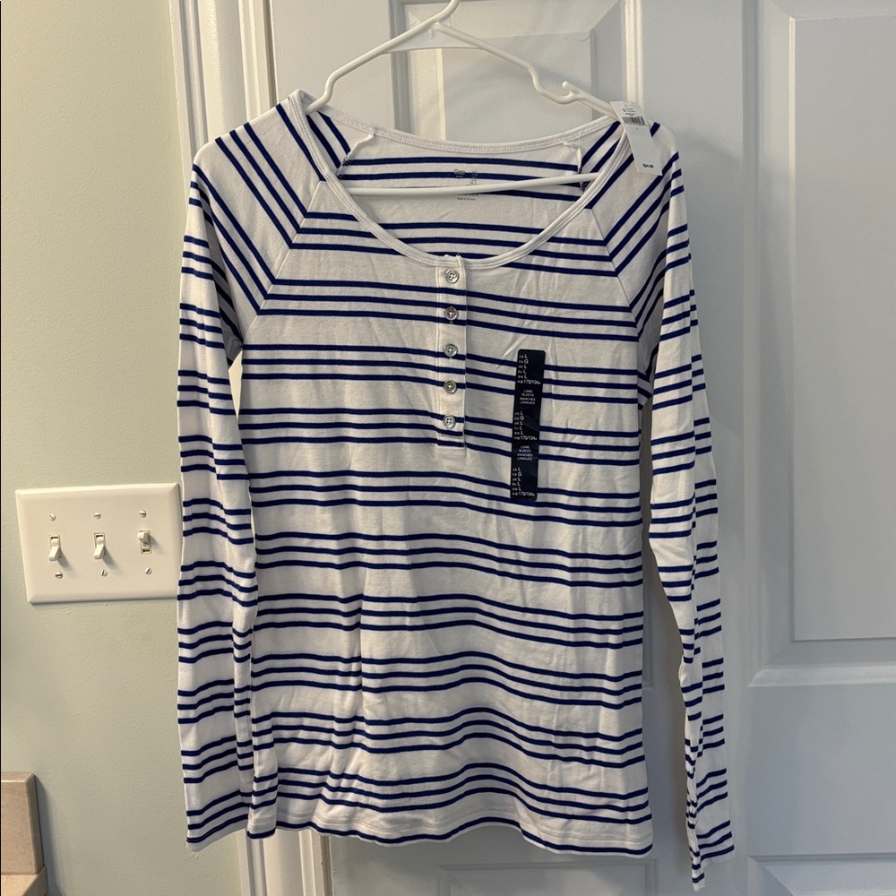 GAP White and Blue Striped Henley